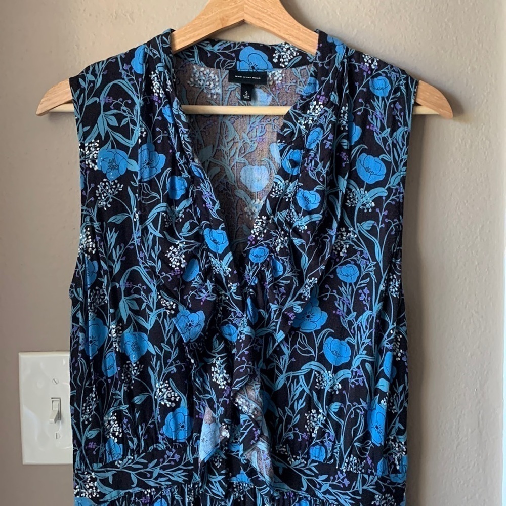 WHO WHAT WEAR Floral Sleeveless Maxi Dress